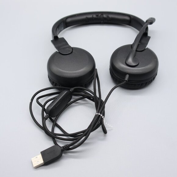 Onn 100074550 USB On-Ear Stereo Headset - Picture 1 of 3